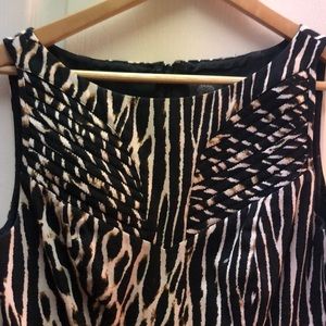 Vince Camuto leopard print